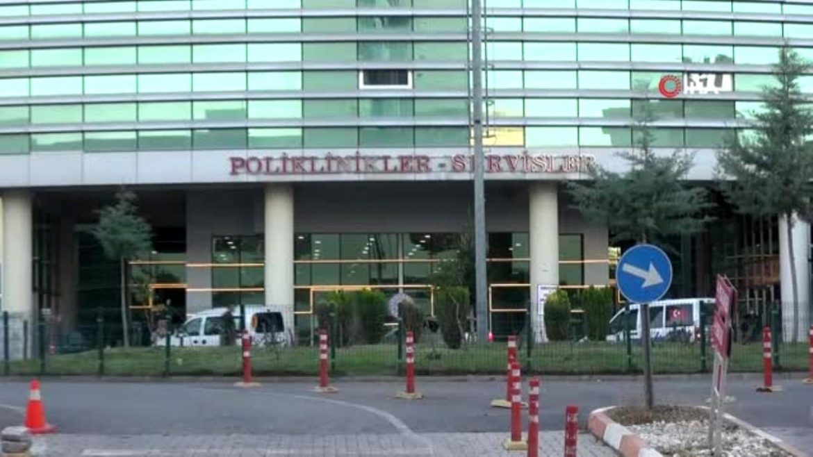 koronayi-yenen-doktor-gencleri-uyardi-d4jX23Q4.jpg